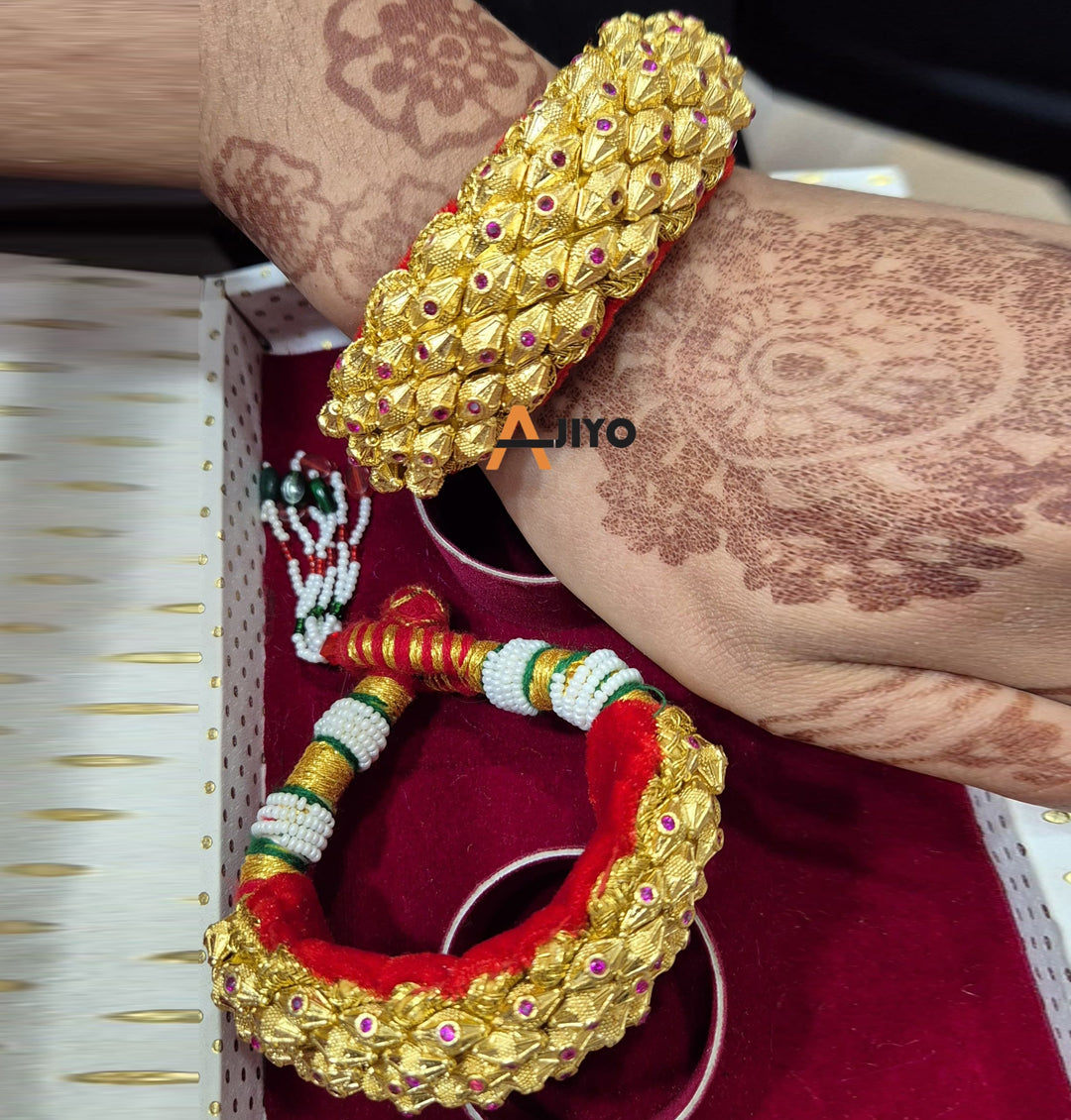 Rajputi premium quality Gold pochi combo Jewellery Set-301192