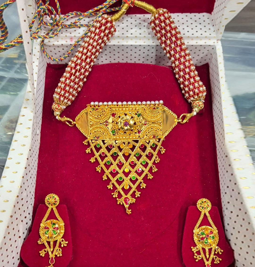 Marwadi Kundan Aad Jewelry Set-301197