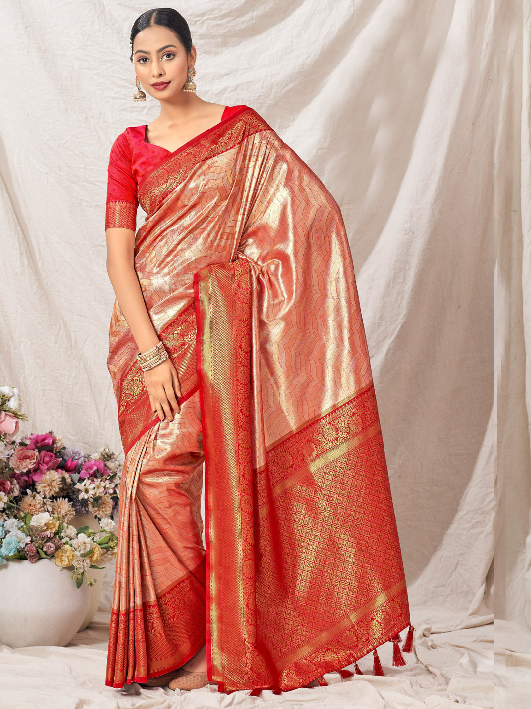 Weaving Pure Kanjivaram Soft Silk Rich Pallu Traditional Saree In Pink Color-81101