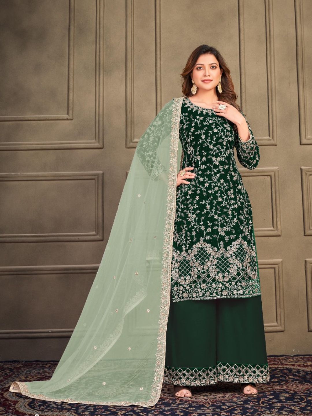 Embroidered Velvet Pakistani Suit in Green Saundaryam Fashions Embroidered Velvet Pakistani Suit in Green Saundaryam Fashions