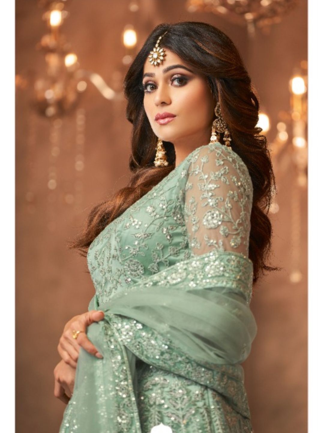 Embroidered Net Bollywood floor lenght Salwar Kameez in Green