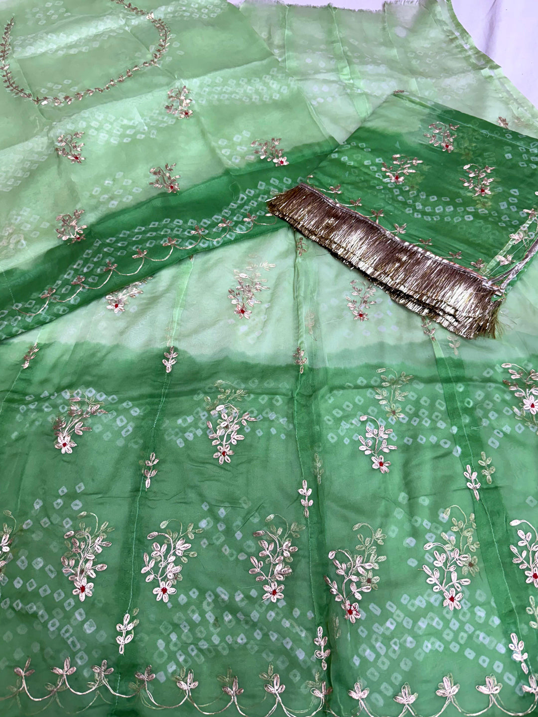 Bandhani Humarai Pure Designer Premium quality Rajputi Poshak In Green Color-60951