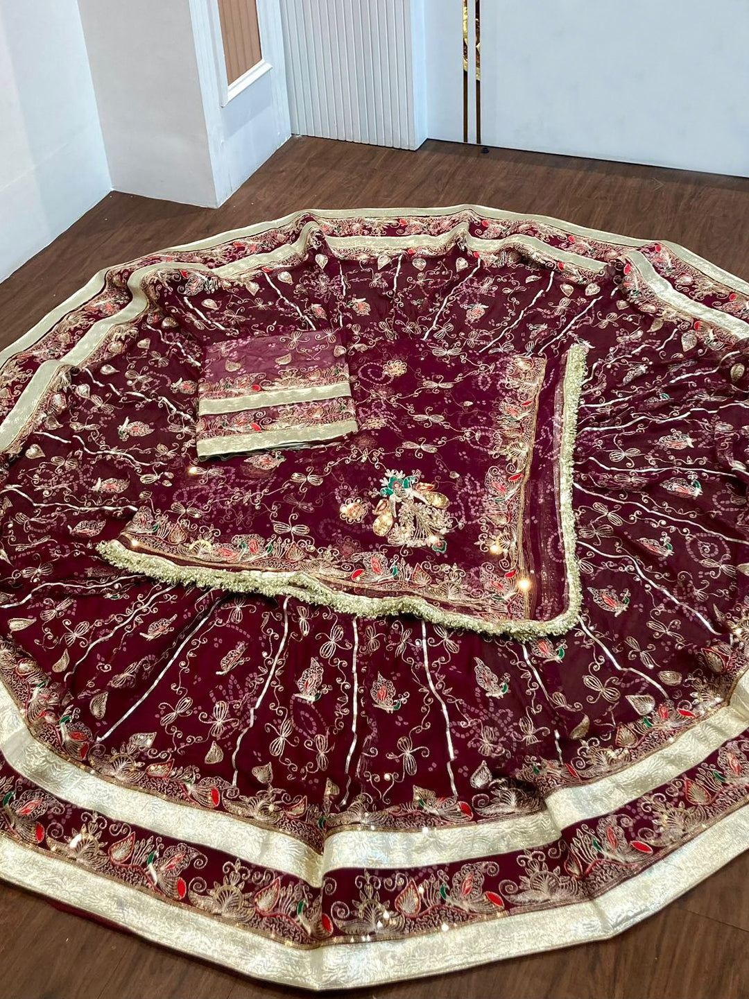 Royal Pure 7 Miter full Gher Wedding Sangeet Premium quality Rajputi Poshak-61057