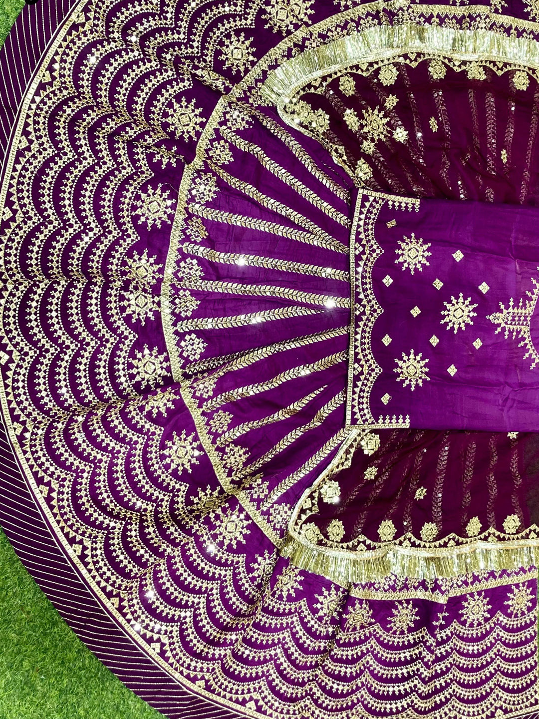 24 Kali Full Ghe Designer Upada Silk Wedding Sangeet Barik Zari Work Rajputi Poshak- 91114