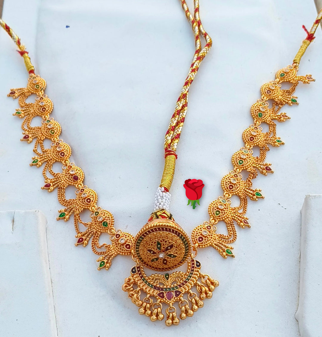 Gold Premium quality Rajputi Rakhdi Jewelry Wedding traditional Rajsthani Borla jewelry Set-301163 (Copy)