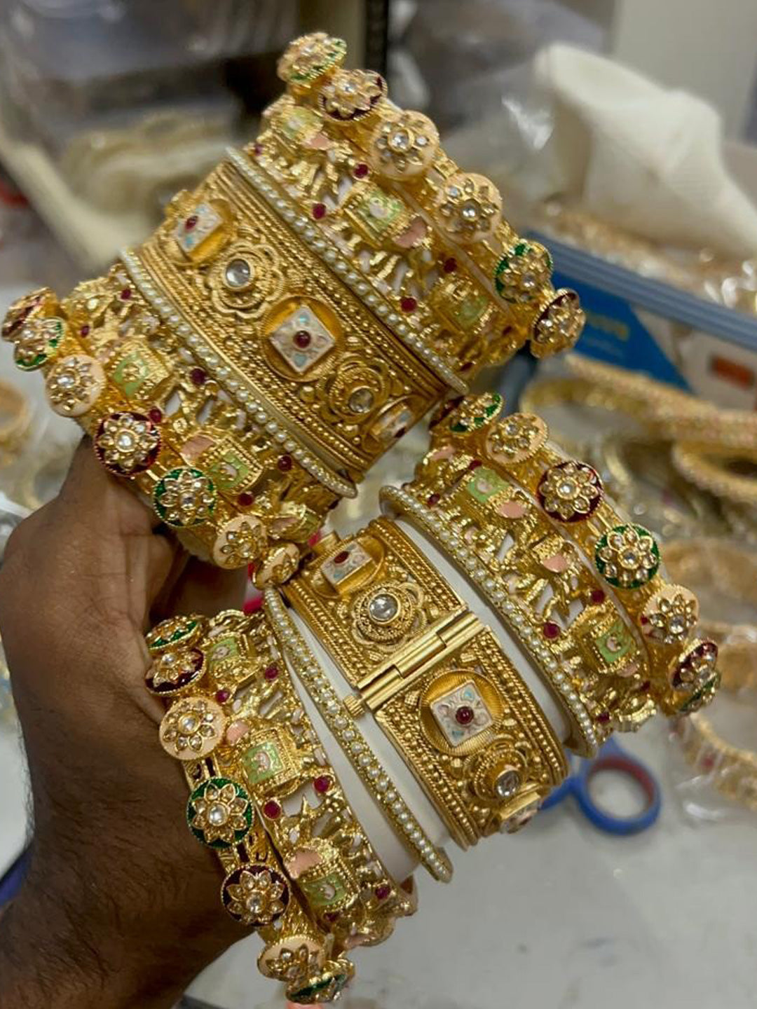 Royal Rajwadi Bridal Chura with Beautiful Kundal Work Design-20168