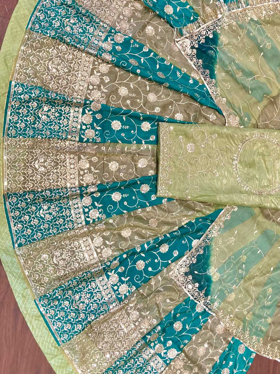 16 Kali Gher Gold Crush Rajputi Poshak with Laffa gotta Border Work in Green color-91676