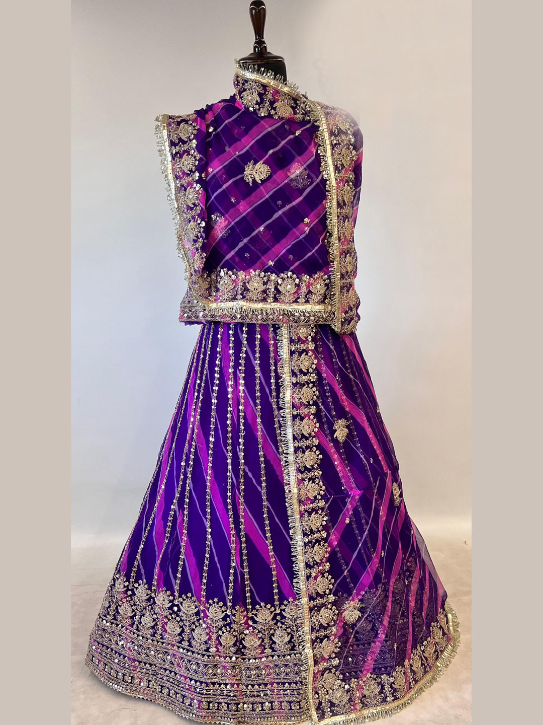 Royal Pure Lahariya Rajputi Poshak Set | Traditional Festive Wear for Women-91980