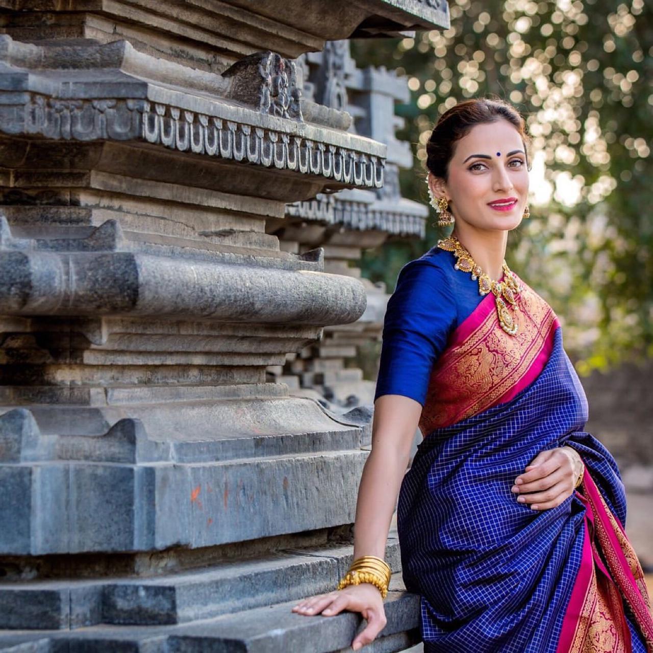 Presenting Enchanting Yet Breathable Blue Banarasi Sarees For Intimate And Big Fat Indian Weddings.