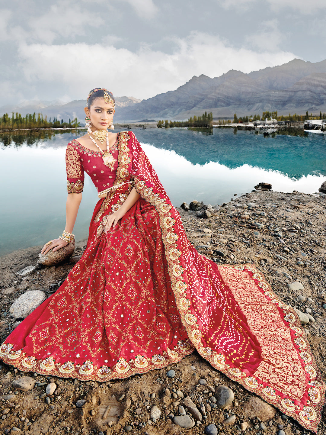 Original Mirror Pure Gjji Bandhej Printed Wedding Bridal Saree In Red Color-81661