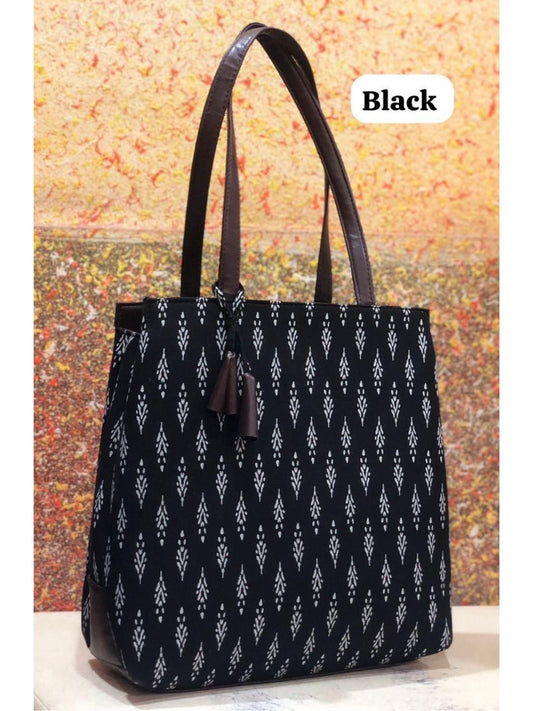 Black-Colored Polyester prints Cotton Triple partition Oversized Shopper Tote Bag-40907