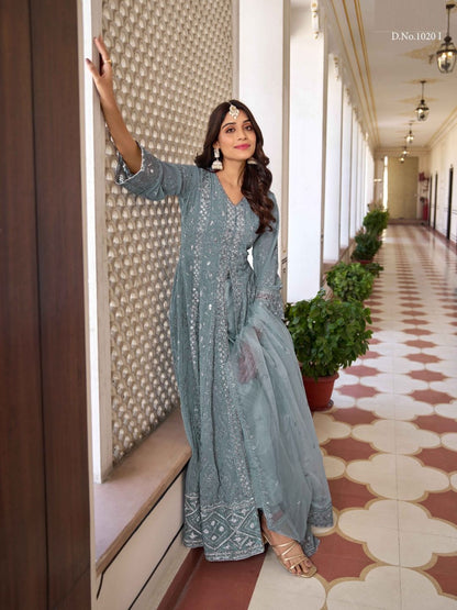 Georgette Embroidered Bollywood Salwar Kameez in Grey with Stone work-81987