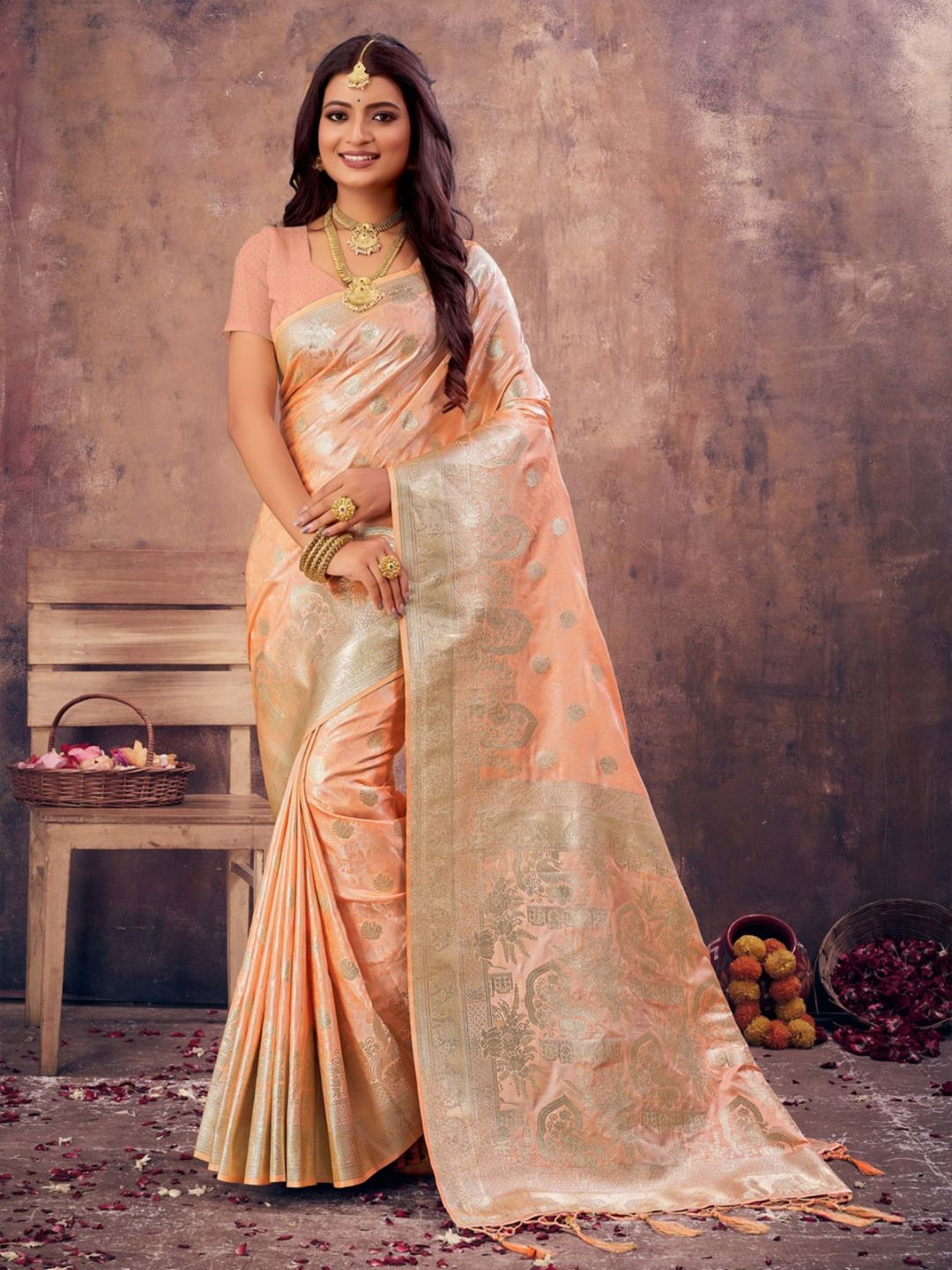 Weaving Banarasi Silk Saree In Beige Color