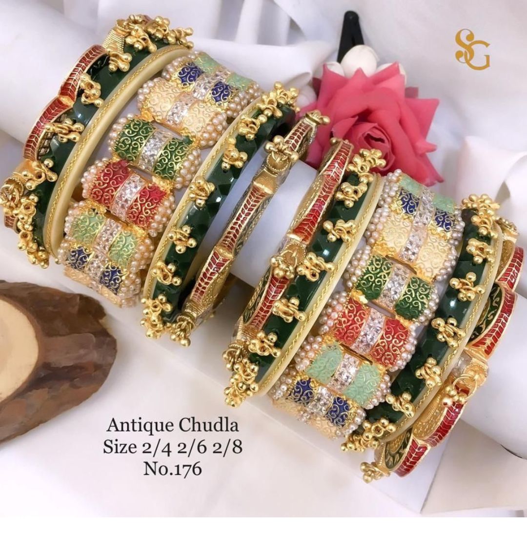 Antique Designer Premium Quality Brass High Gold Chudla/Bangles Set-81266