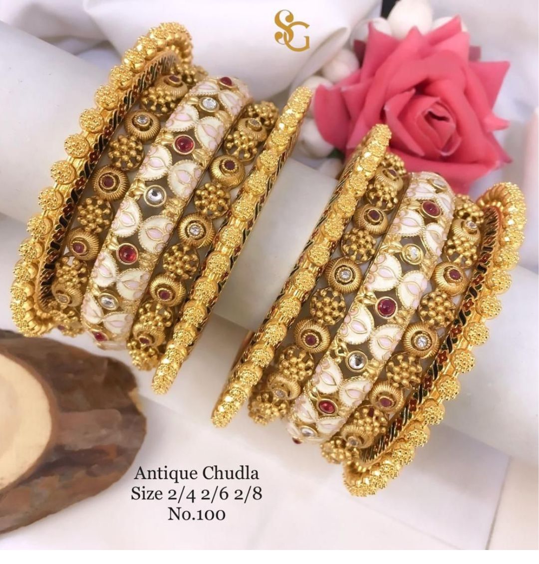 Antique Designer Premium Quality Brass High Gold Chudla/Bangles Set-81271