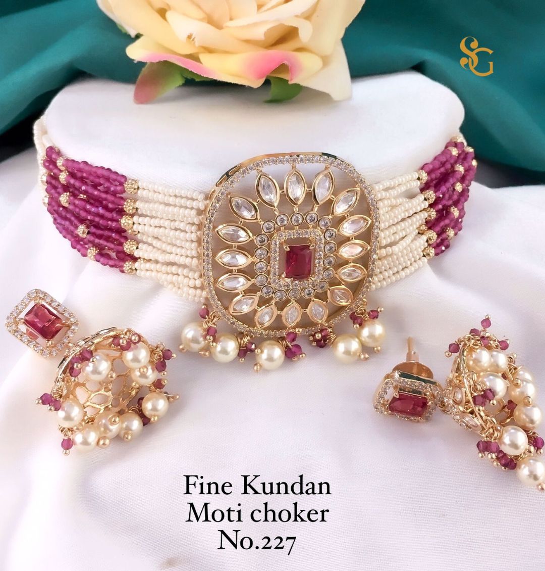 Women High Quality Moti Kundan Choker Jewellery Set-81424