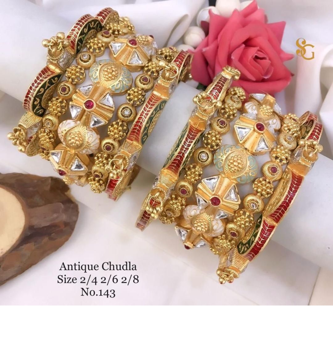 Antique Designer Premium Quality Brass High Gold Chudla/Bangles Set-81275