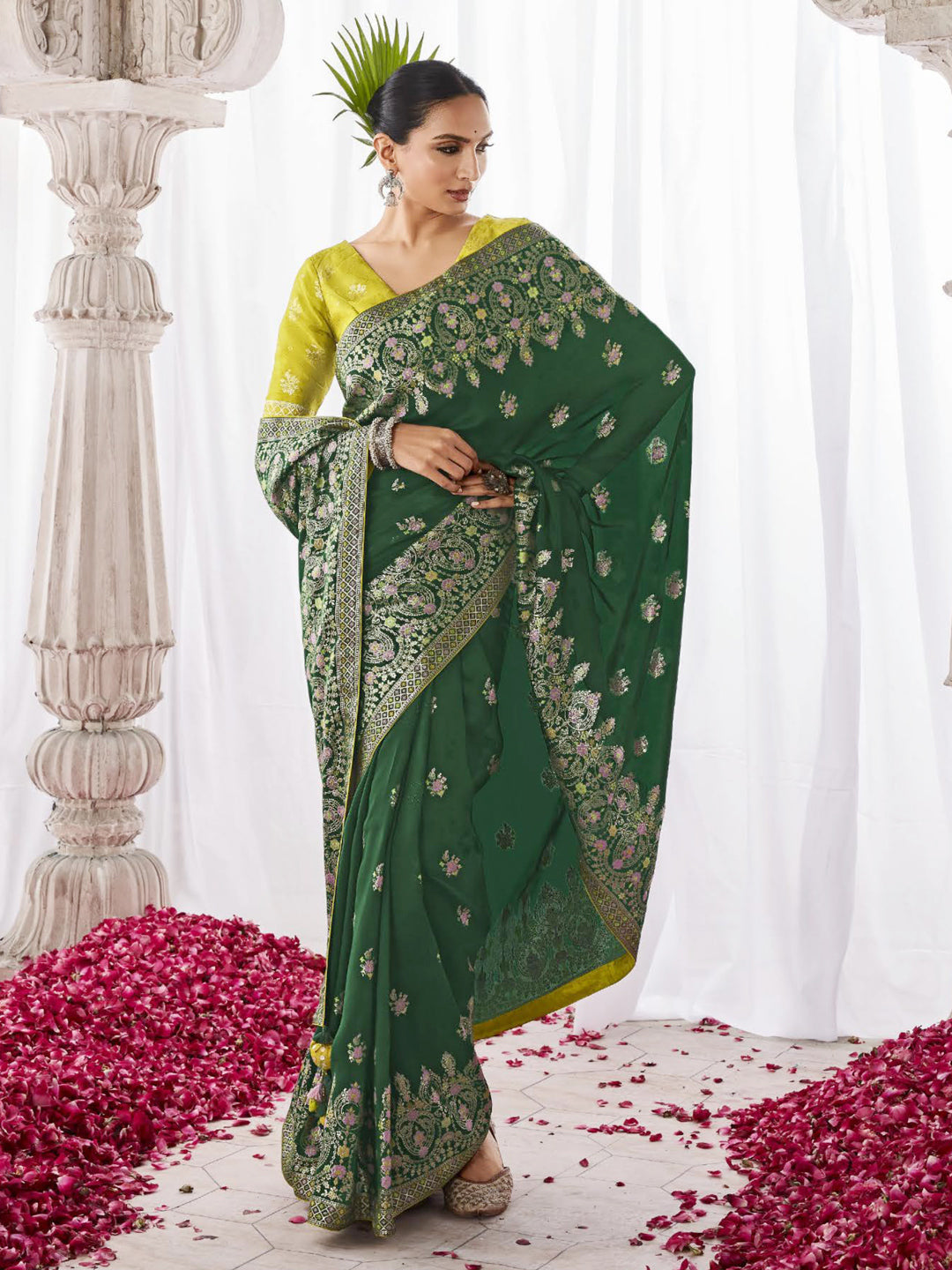 Green Sarees - Buy Dark Green Colour Sarees Online at Best Prices In India  | Flipkart.com