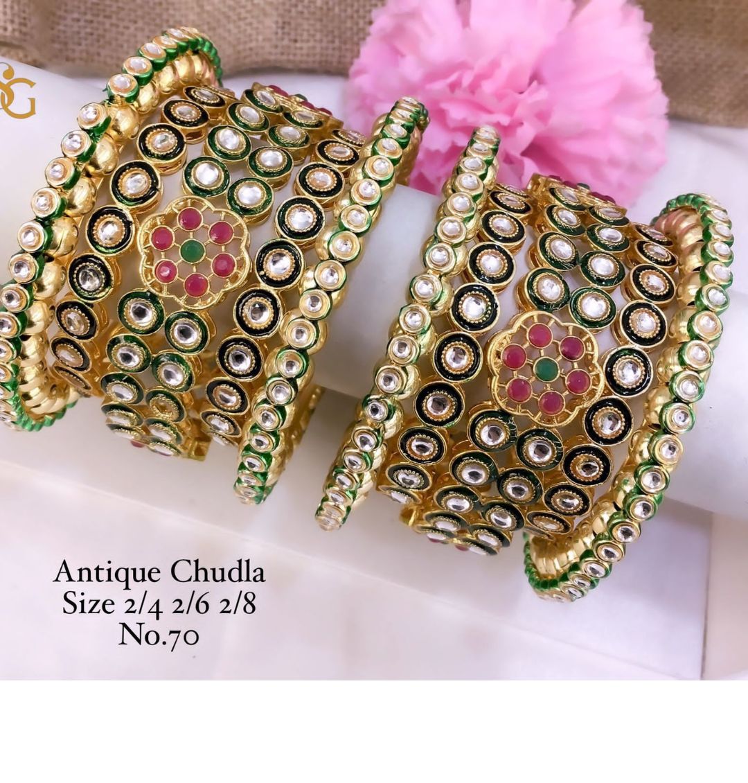 Antique Designer Premium Quality Brass High Gold Chudla/Bangles Set-81278