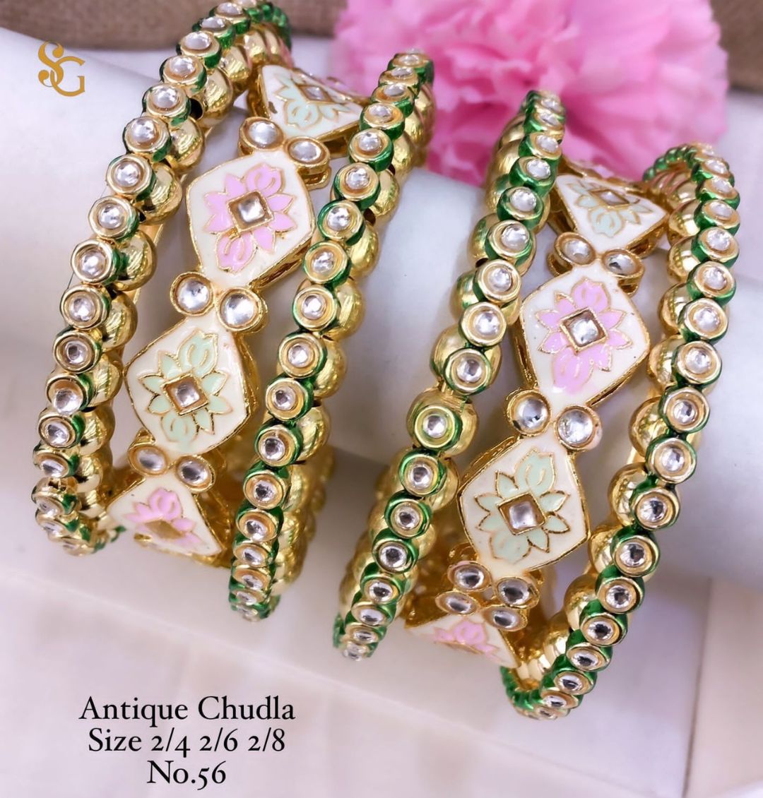 Antique Designer Premium Quality Brass High Gold Chudla/Bangles Set-81291