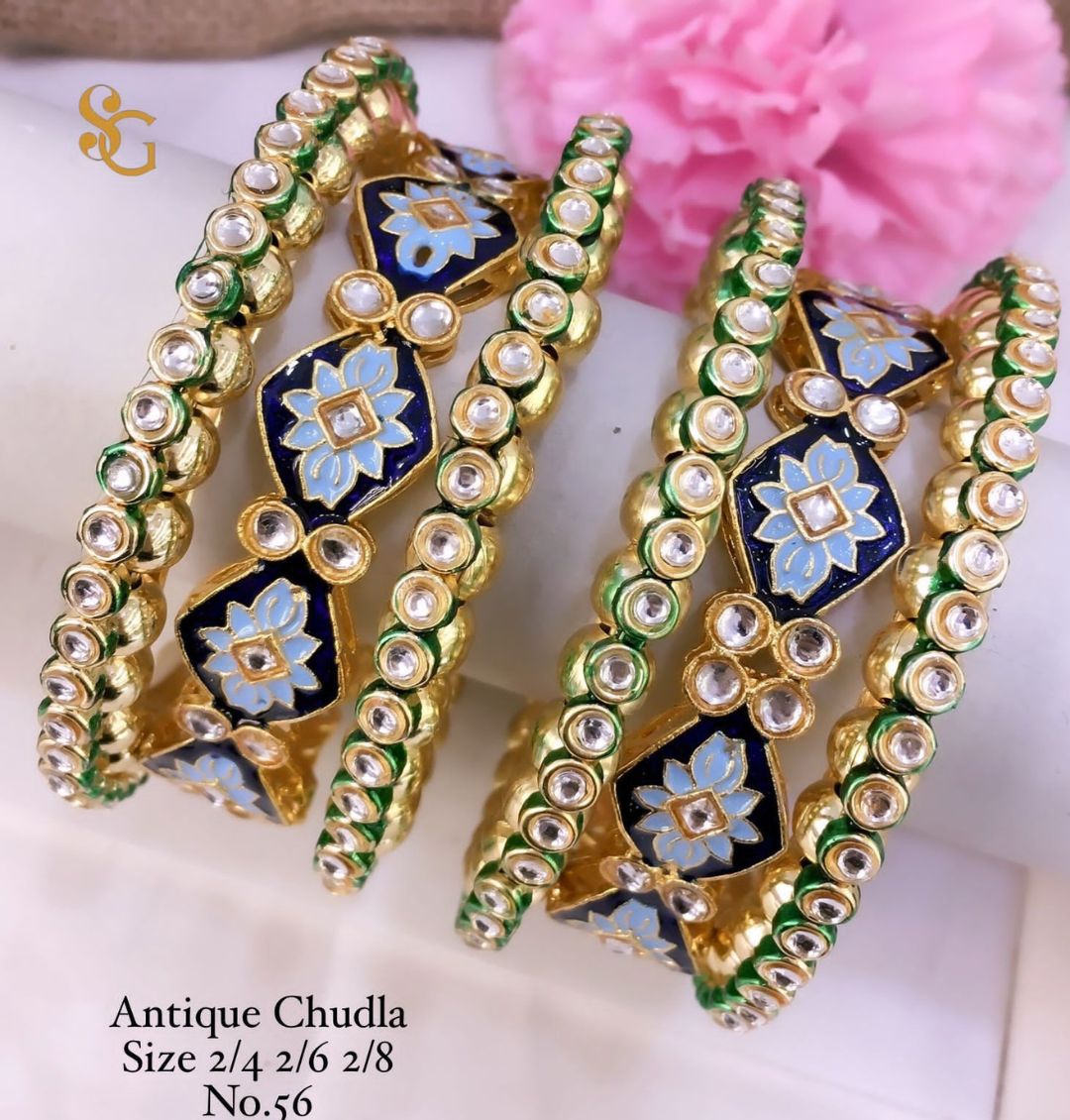 Antique Designer Premium Quality Brass High Gold Chudla/Bangles Set-81294