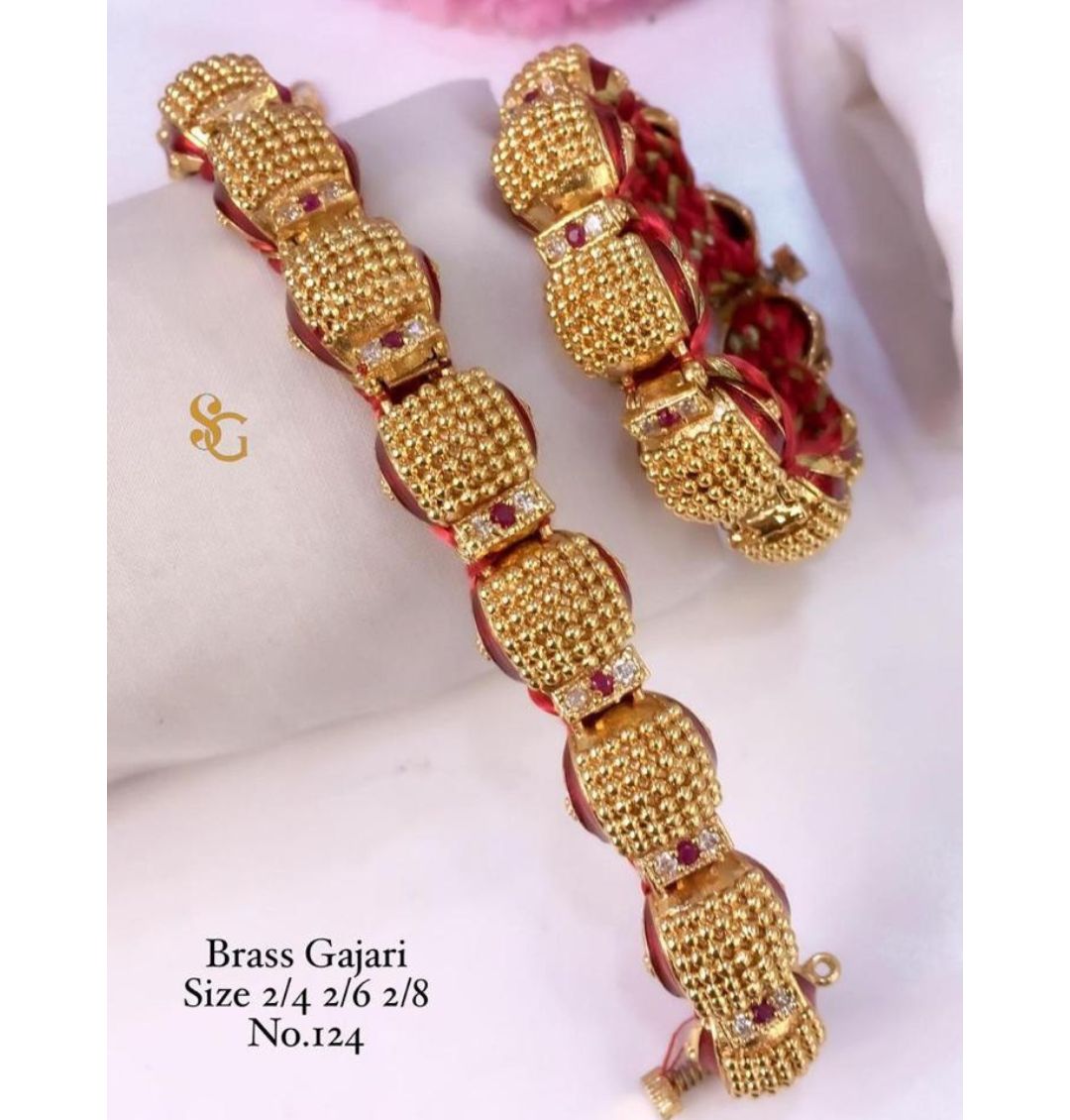 Designer Premium Quality Brass High Gold Openable Gajari/Nogri /Bangles Set-81315