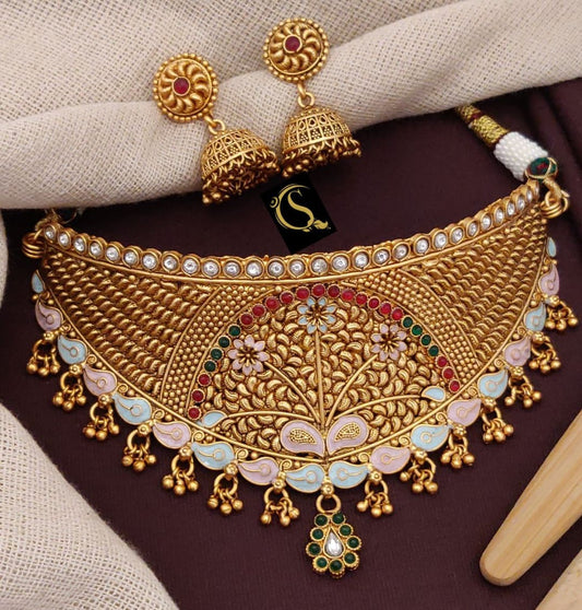 Women High Quility Gold Brass Rajwadi Choker Jewellery Set-81464