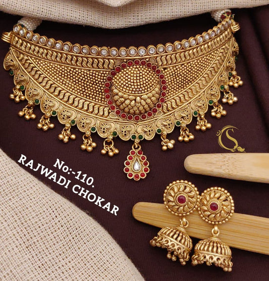 Women High Quility Gold Brass Rajwadi Choker Jewellery Set-81465