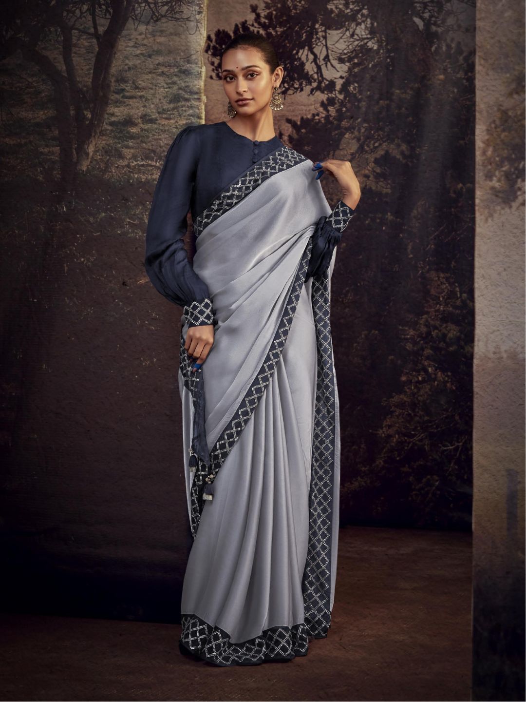 Embroidered Silk Soft Traditional Saree In Grey