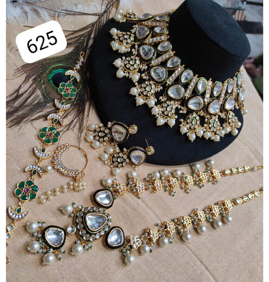 High Quality Kundan Pearl Studded Bridal Necklace Set-301090