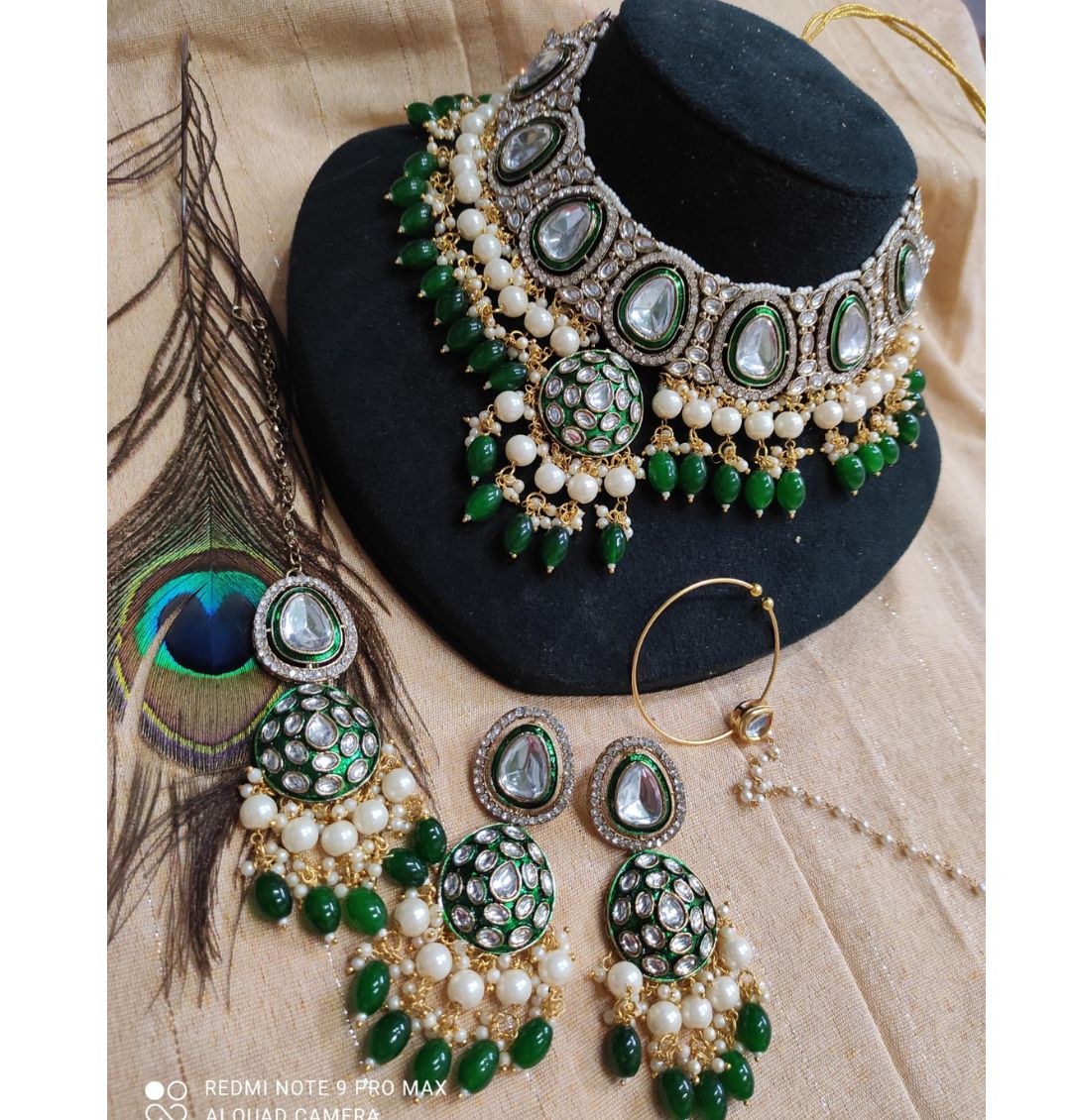 High Quality Kundan Pearl Studded Bridal Necklace Set-301079