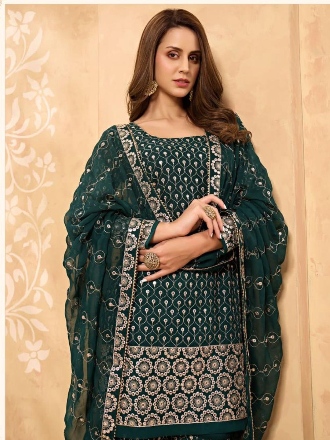 Embroidered Georgette Salwar Kameez in Green