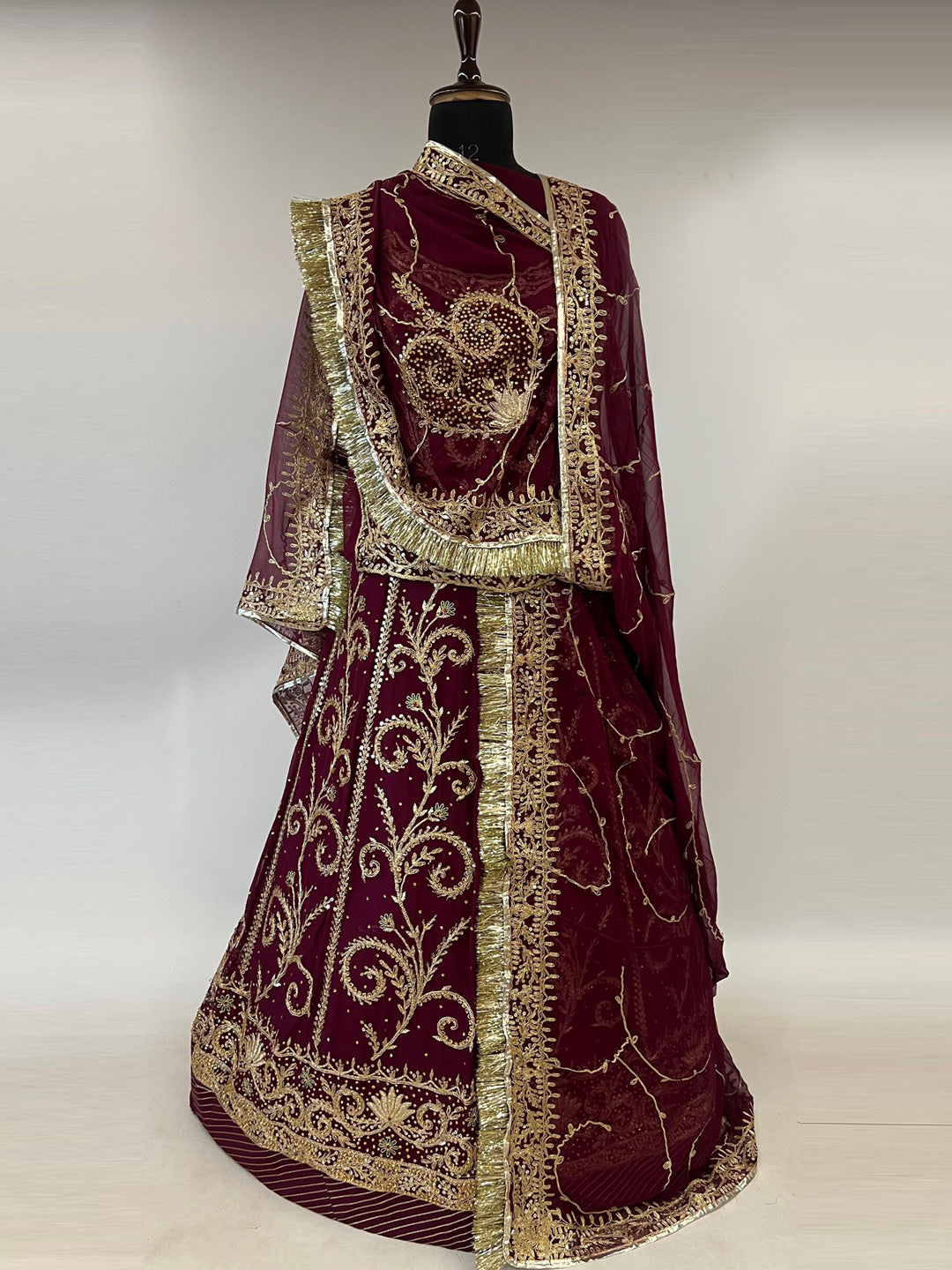 Humrahi Pure Festive Zari Work Rajputi Poshak In Purple Colour-91124