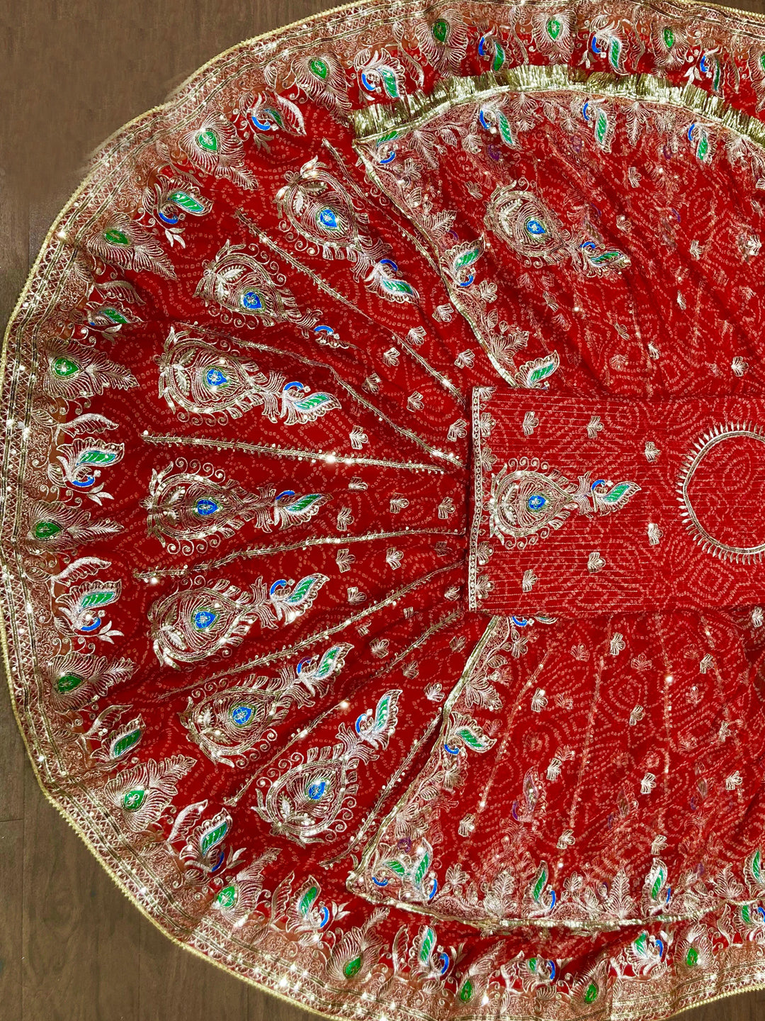 Georgette Chunri Vintage Rajputi Poshak: Traditional Wedding 5 meter Flare Gher Lehenga with Gotta Work -91553