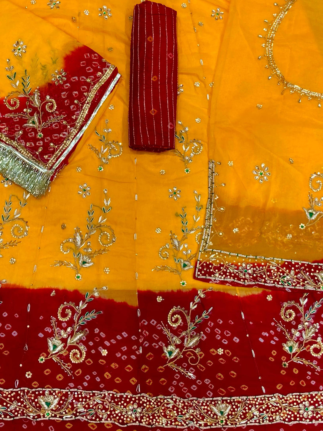 Piliya Bandej Humarhai Pure Handwork Rajputi Poshak-91538