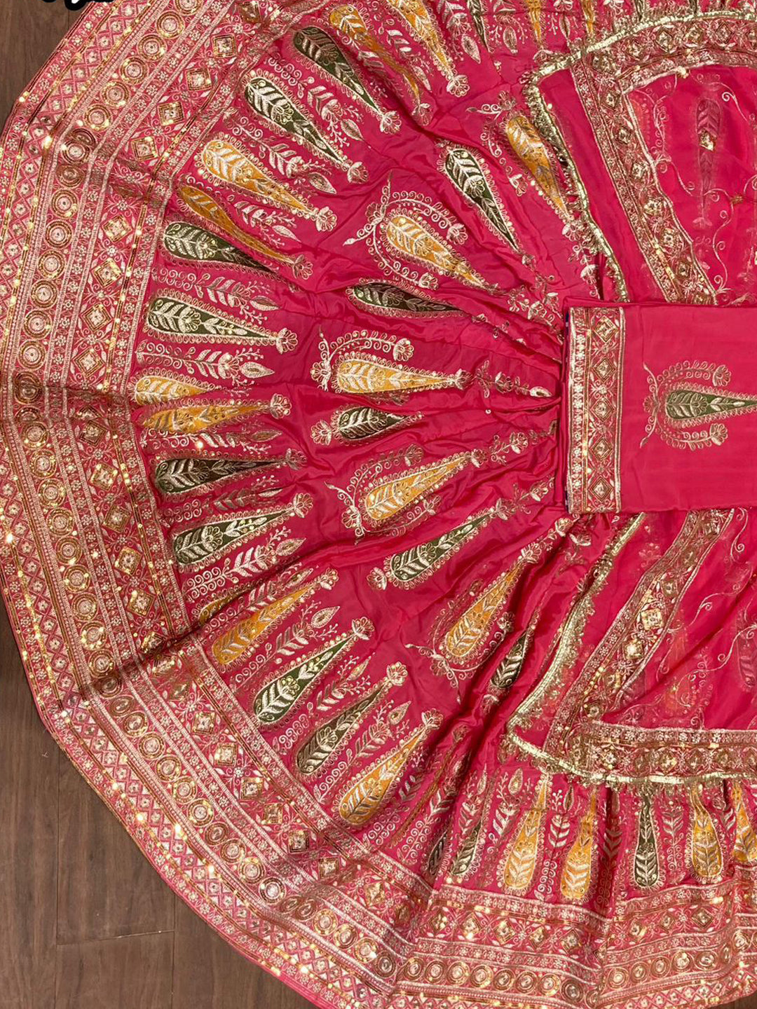 Crepe Silk Humarahi Odhani Barik Zarik Work Rajputi Poshak in pink color-91563