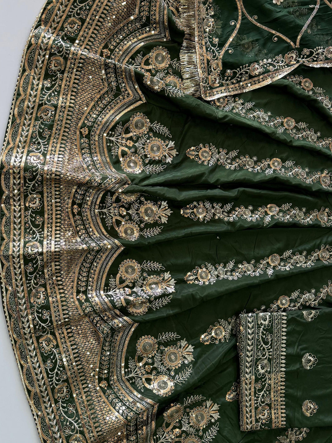 4 Meter flare Heavy Silk Crepe wedding Rajputi Poshak In Green color -91774