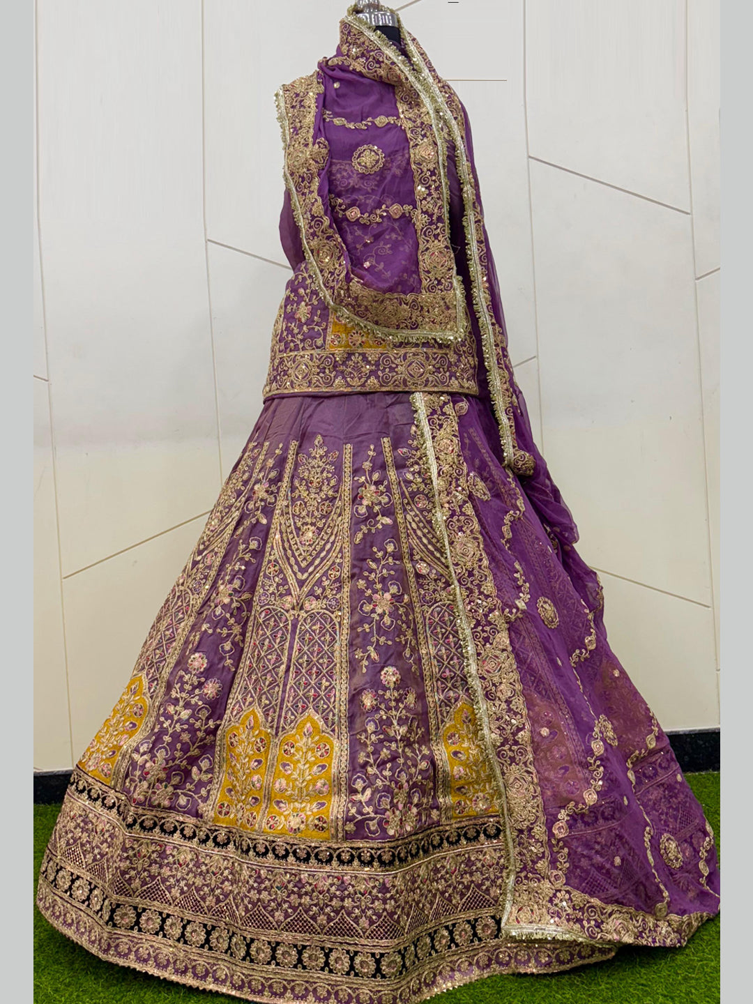 Royal Contrast Viscous Rajputi Poshak Set with Grand 5 Meter Volume Flare-91974