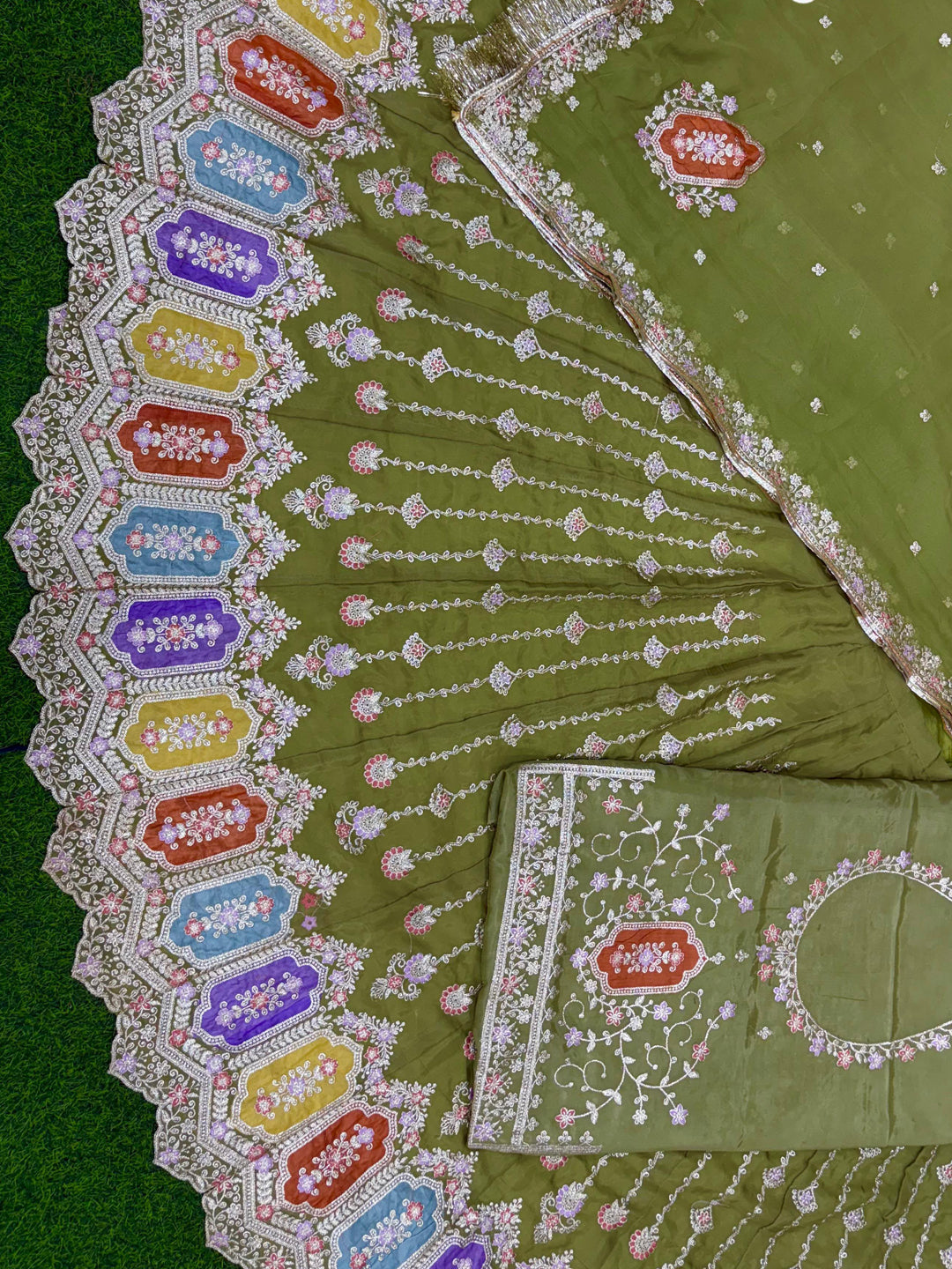 Premium Green Fandy Silk Wedding Poshak – 4 Meter Volume Flare Partywear for Women -91959